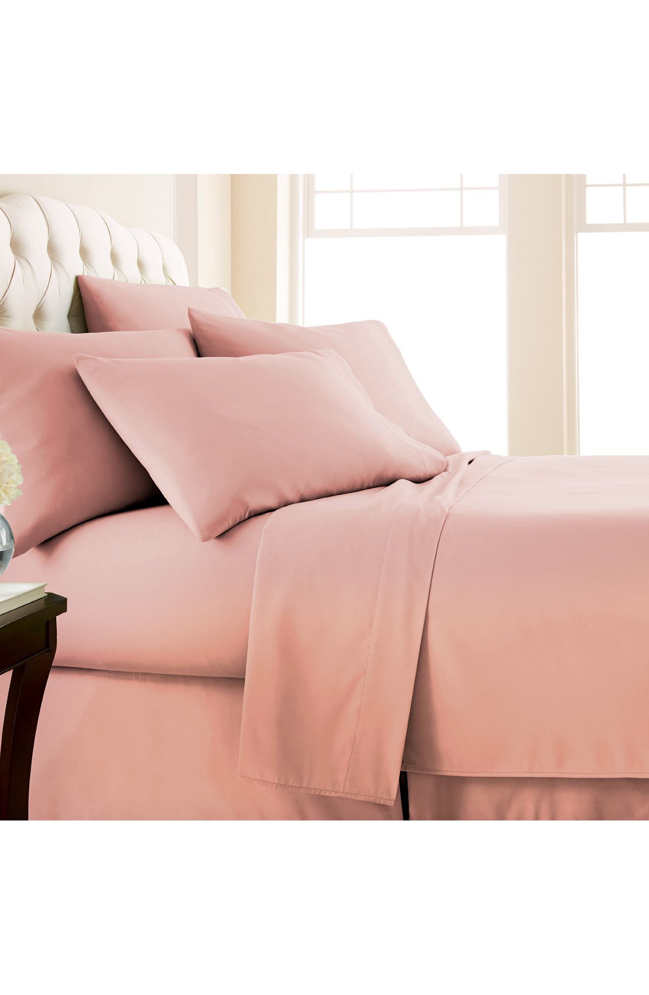 LIGHT PEACH