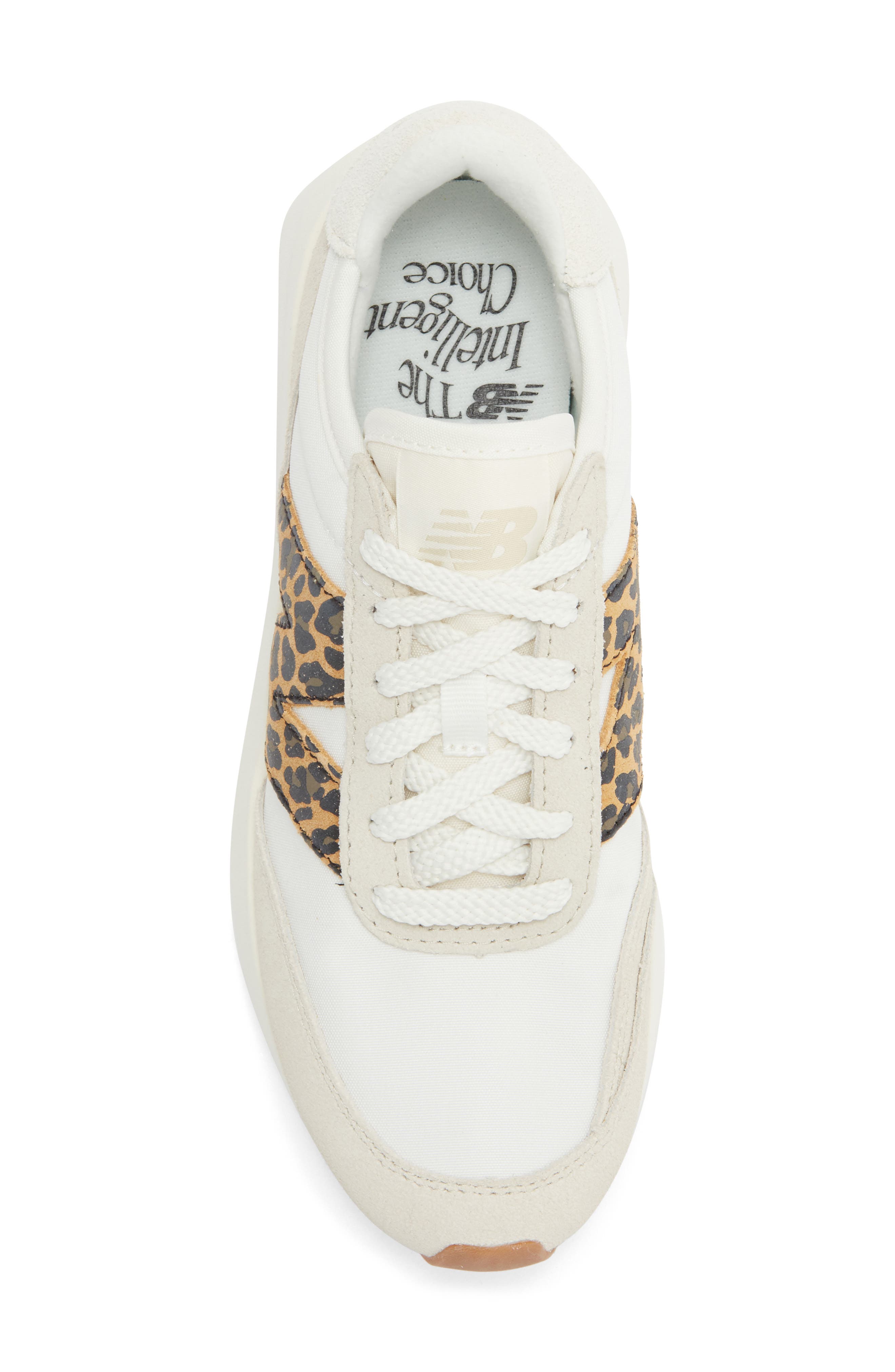 New Balance Gender Inclusive 370 Sneaker, Alternate, color, Timber Wolf/ Gum