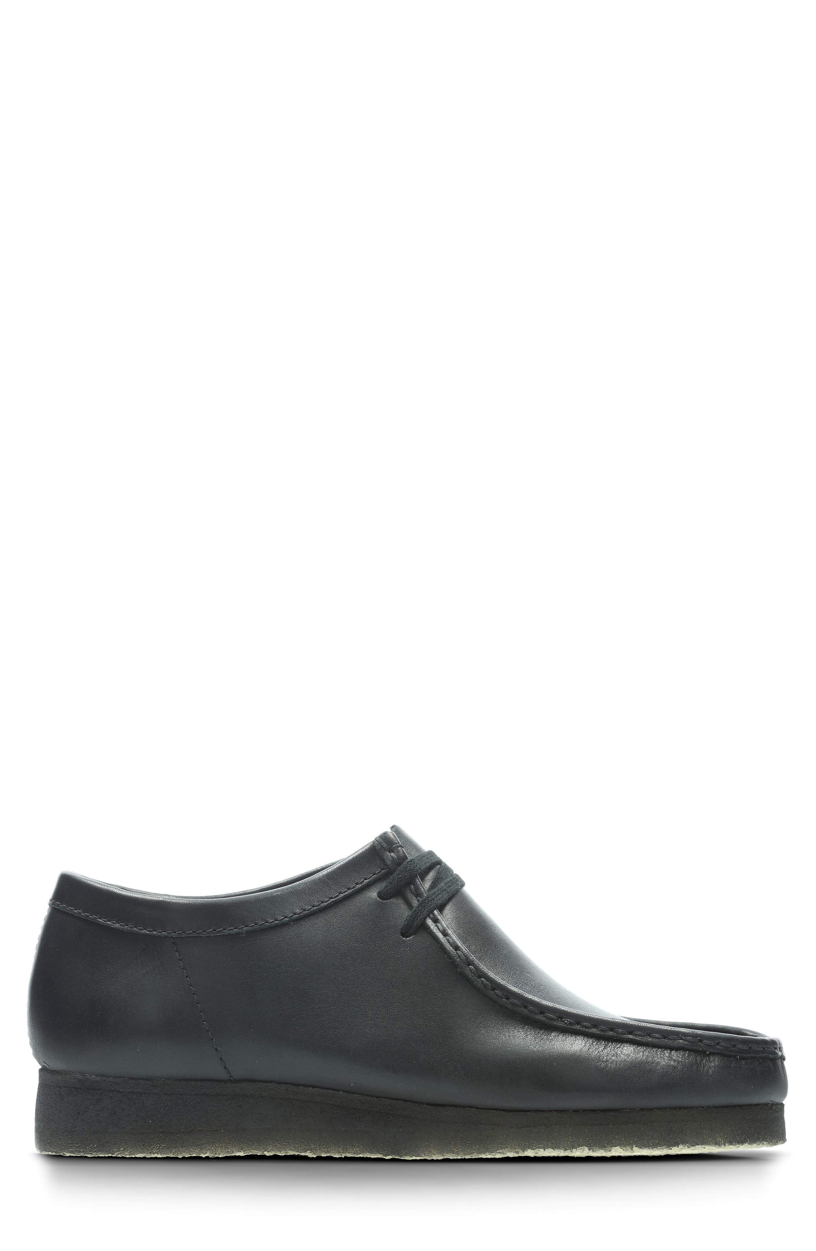 Clarks<sup>®</sup> Originals Clarks<sup>®</sup> Wallabee Moc Toe Derby, Alternate, color, Black Leat
