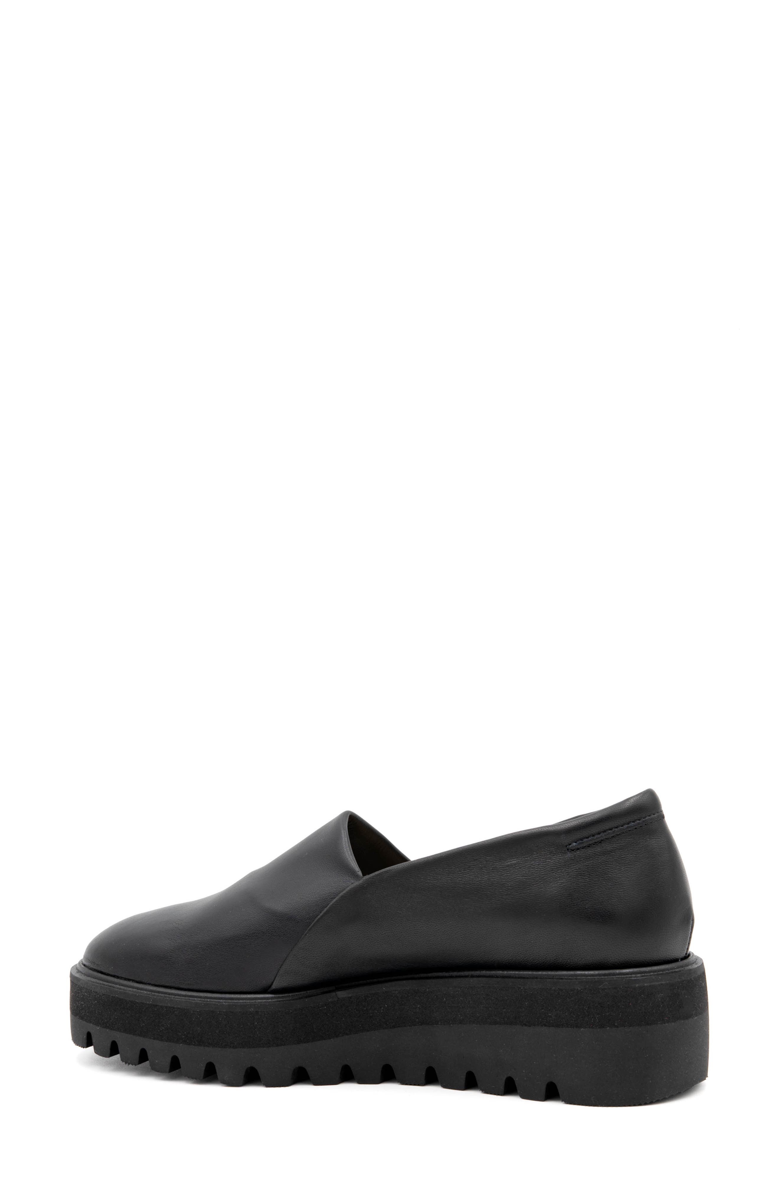Amalfi by Rangoni Enfasi Platform Wedge Loafer, Alternate, color, Black Harley Black Parmasoft