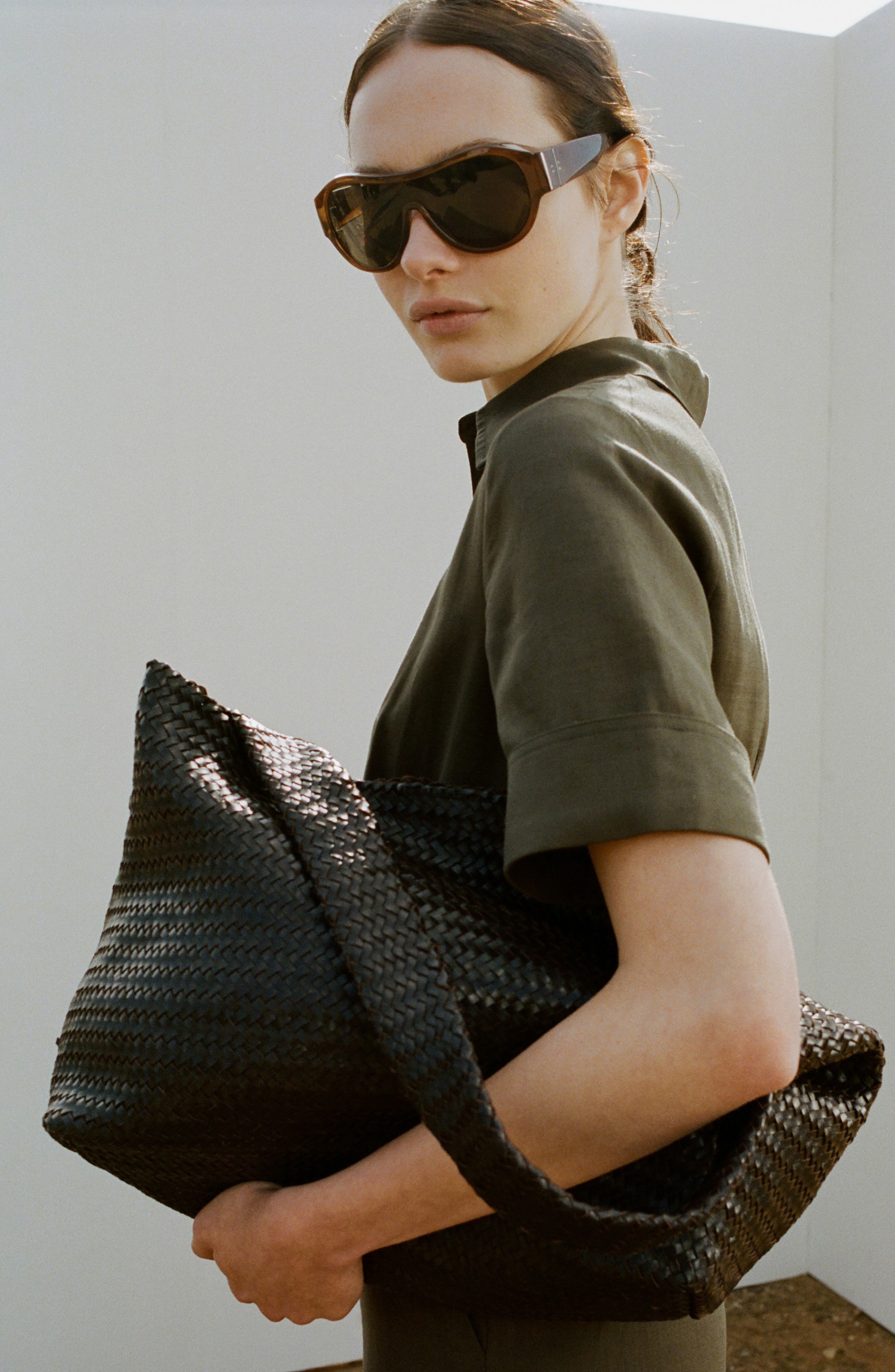 MANGO Braided Leather Bucket Bag, Alternate, color, Chocolate
