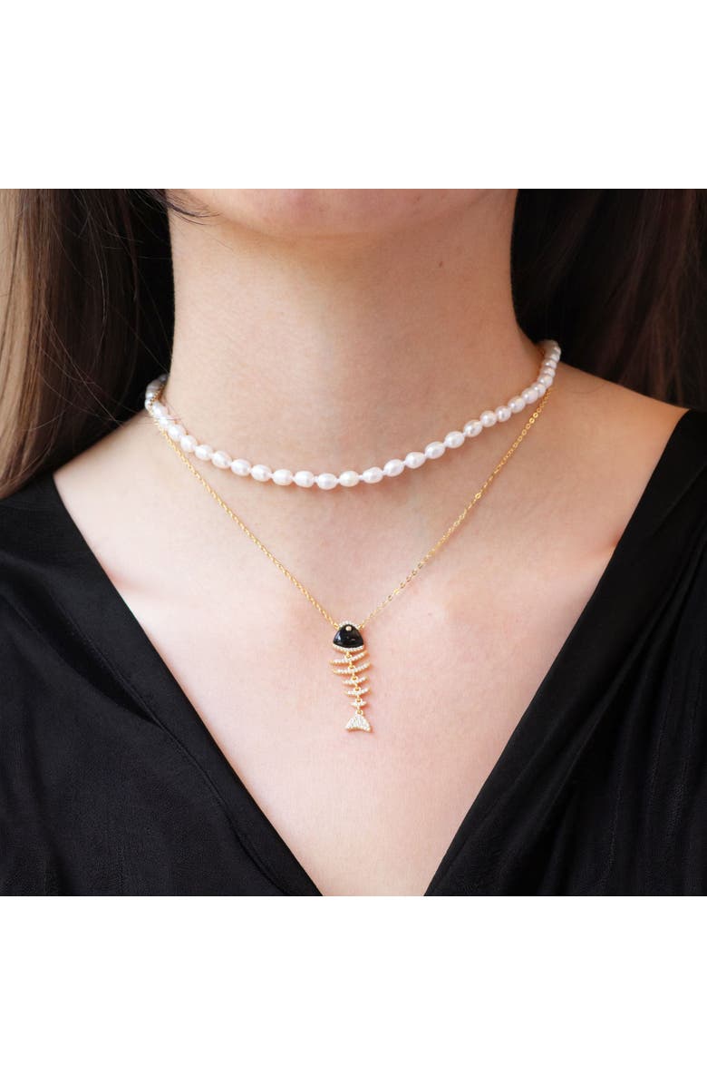 The Lovery Fine Jewelry Onyx Fish Necklace, Alternate, color, Onyx