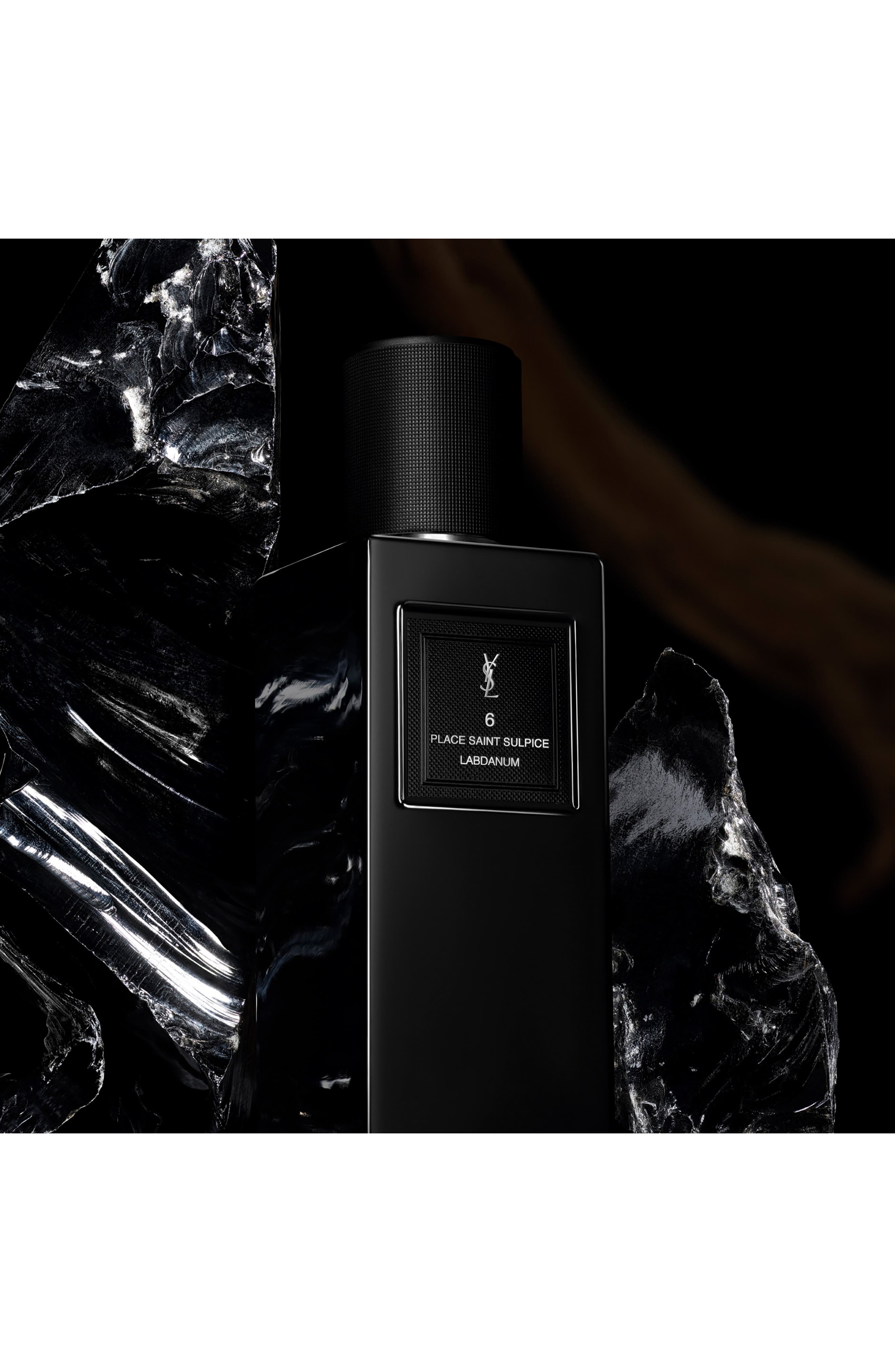 6 Place Saint Sulpice - Les Vestiaire des Parfums