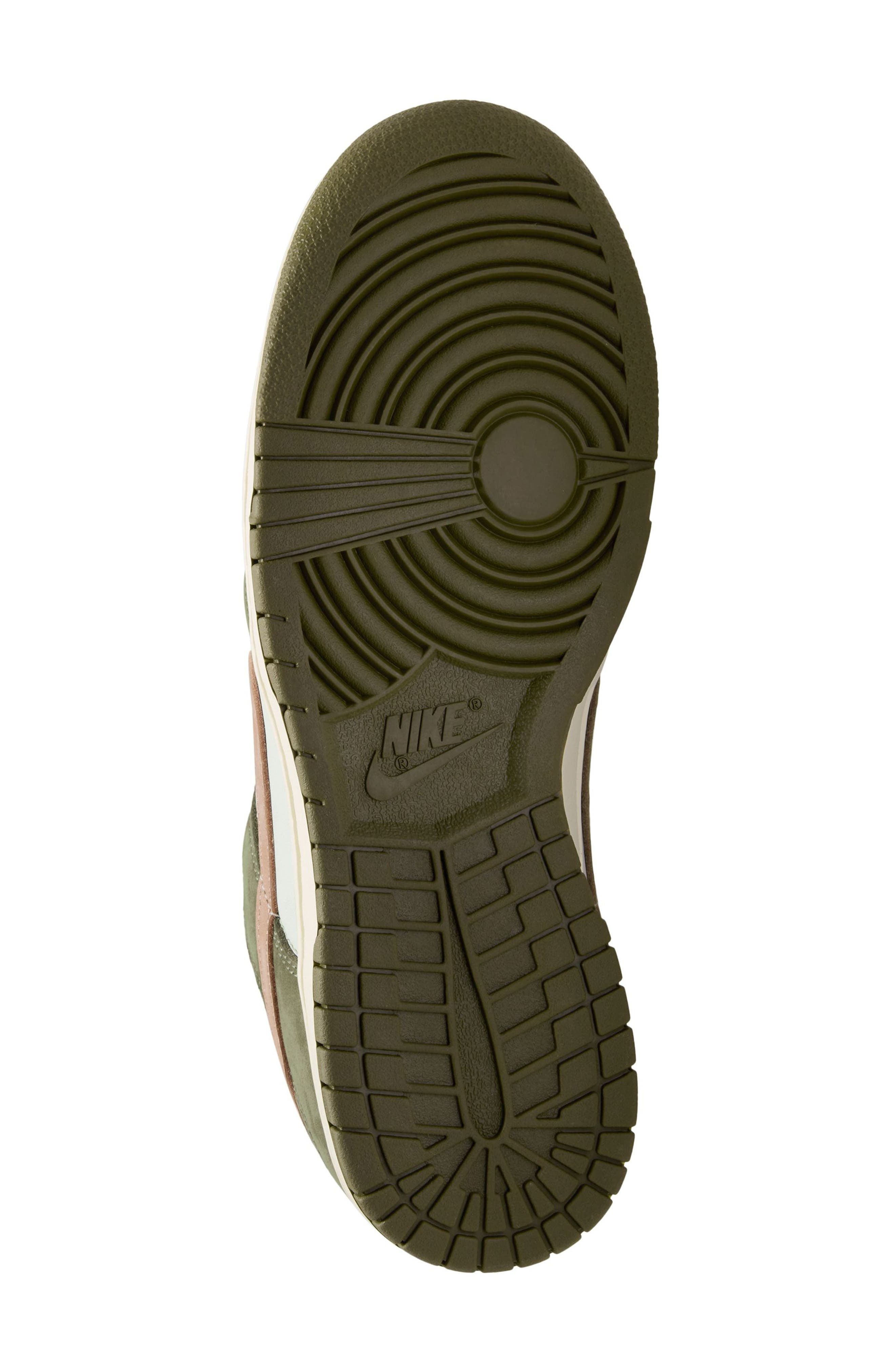 Nike Dunk Low Premium Basketball Sneaker, Alternate, color, 