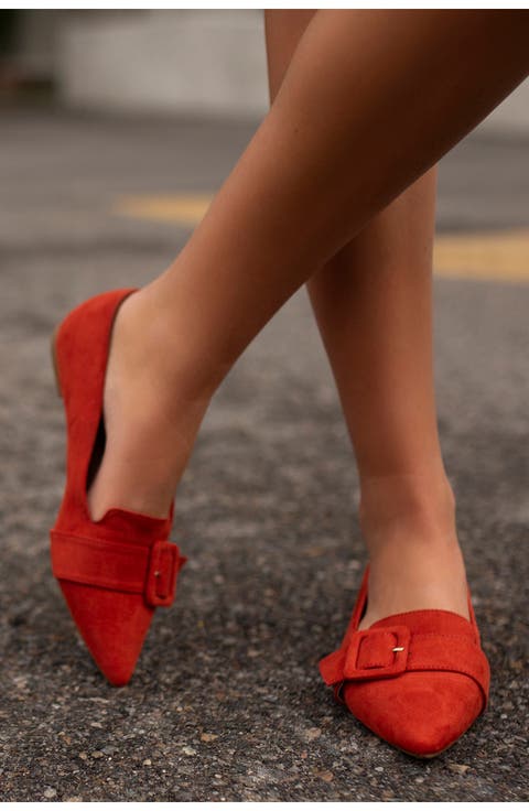 JOURNEE Audrey Buckle Flat (Women)