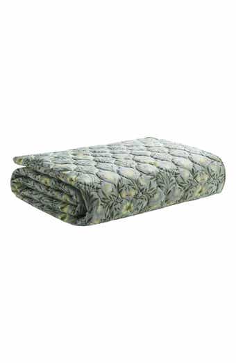 VCNY HOME Whisper 3-Piece Quilt Set