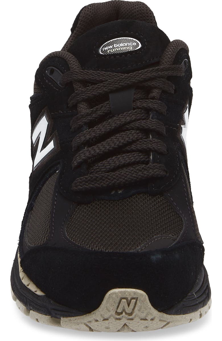 New Balance Gender Inclusive 2002R Sneaker, Alternate, color, Black/ Timberwolf