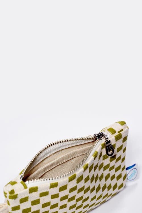 DANCE HAPPY DANCE HAPPY JAMIE WRISTLET WITH KEY FOB