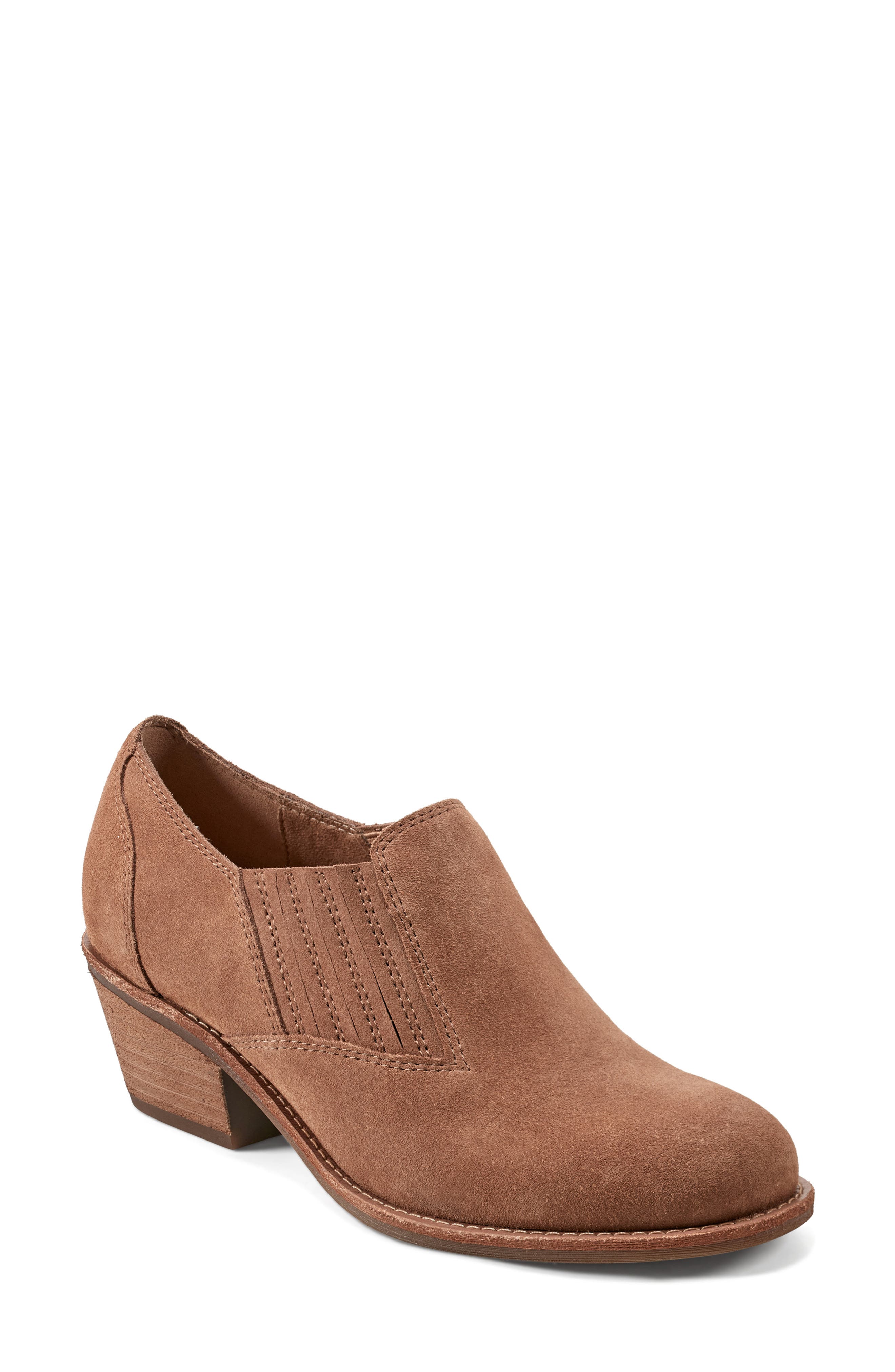 Earth® Jalin Pump in Brown 