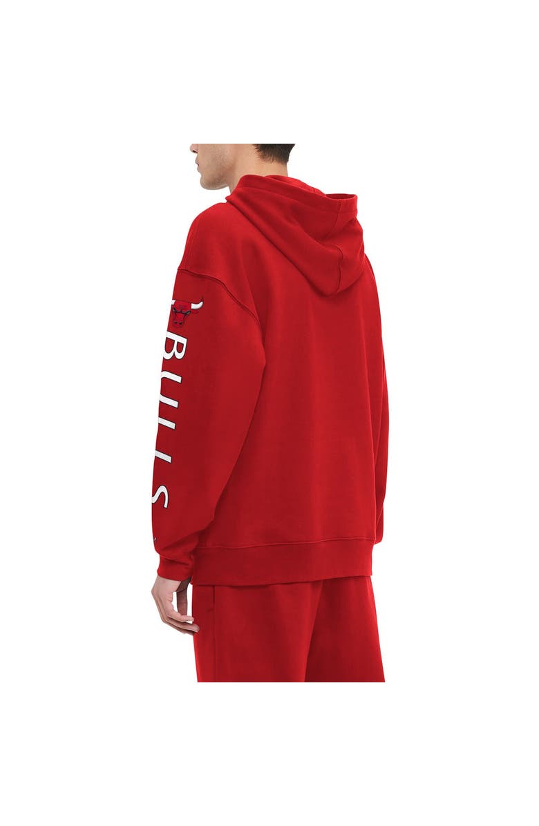 TOMMY JEANS Men's Tommy Jeans Red Chicago Bulls Kenny Pullover Hoodie, Alternate, color, Red