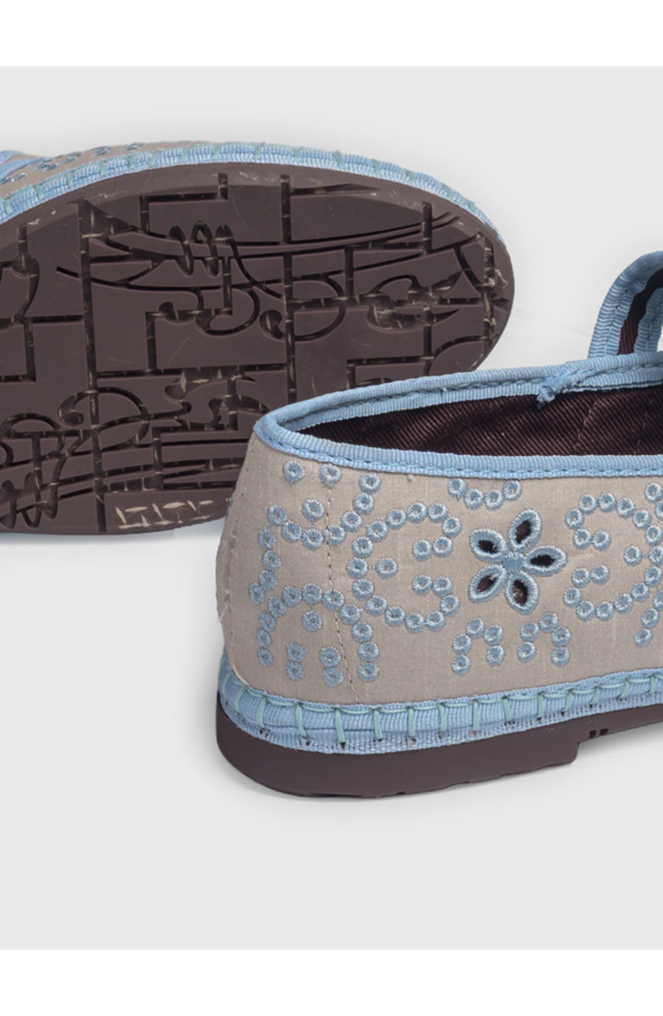 Claire Roller Rabbit Eyelet-Embroidered Mary Jane Flat, Alternate, color, LIGHT GREY