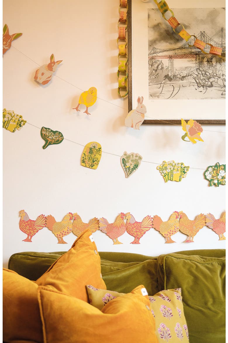 No. 24 Rabbits Garland, Alternate, color, NO COLOR
