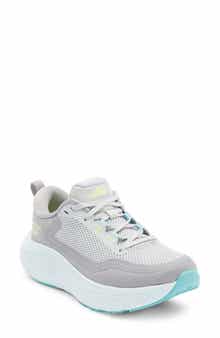 SKECHERS GO RUN Supersonic Max Running Shoe