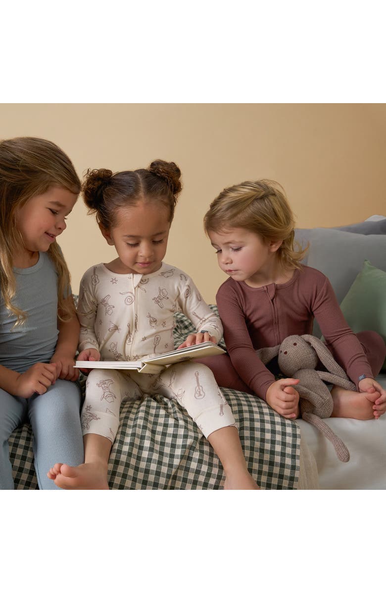 Modern Moments<sup>™</sup> by Gerber 2-Pack Boy's Tight Fitting Footless Pajamas, Alternate, color, Beige Cowboy