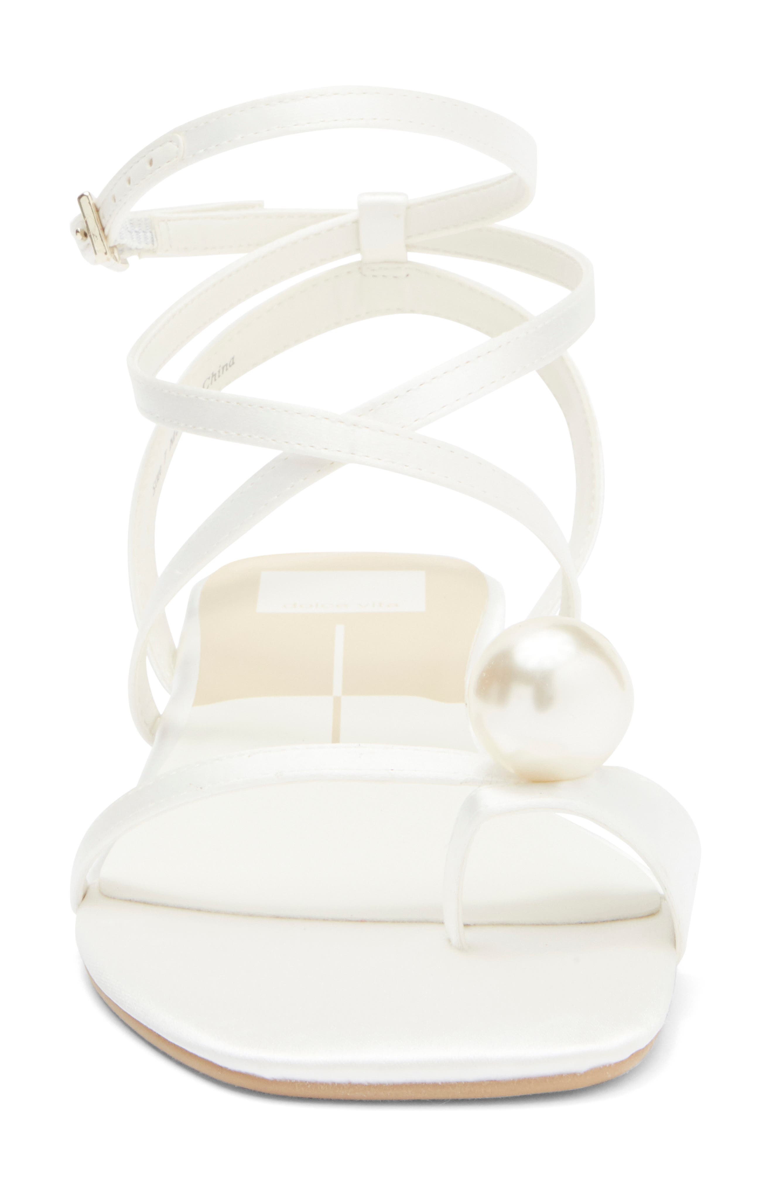 Dolce Vita Alessa Strappy Toe Loop Sandal, Alternate, color, 