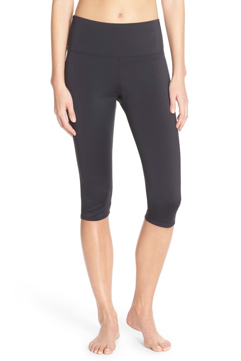 'Sun Ray' Cutout Back Capris, Alternate, color, BLACK