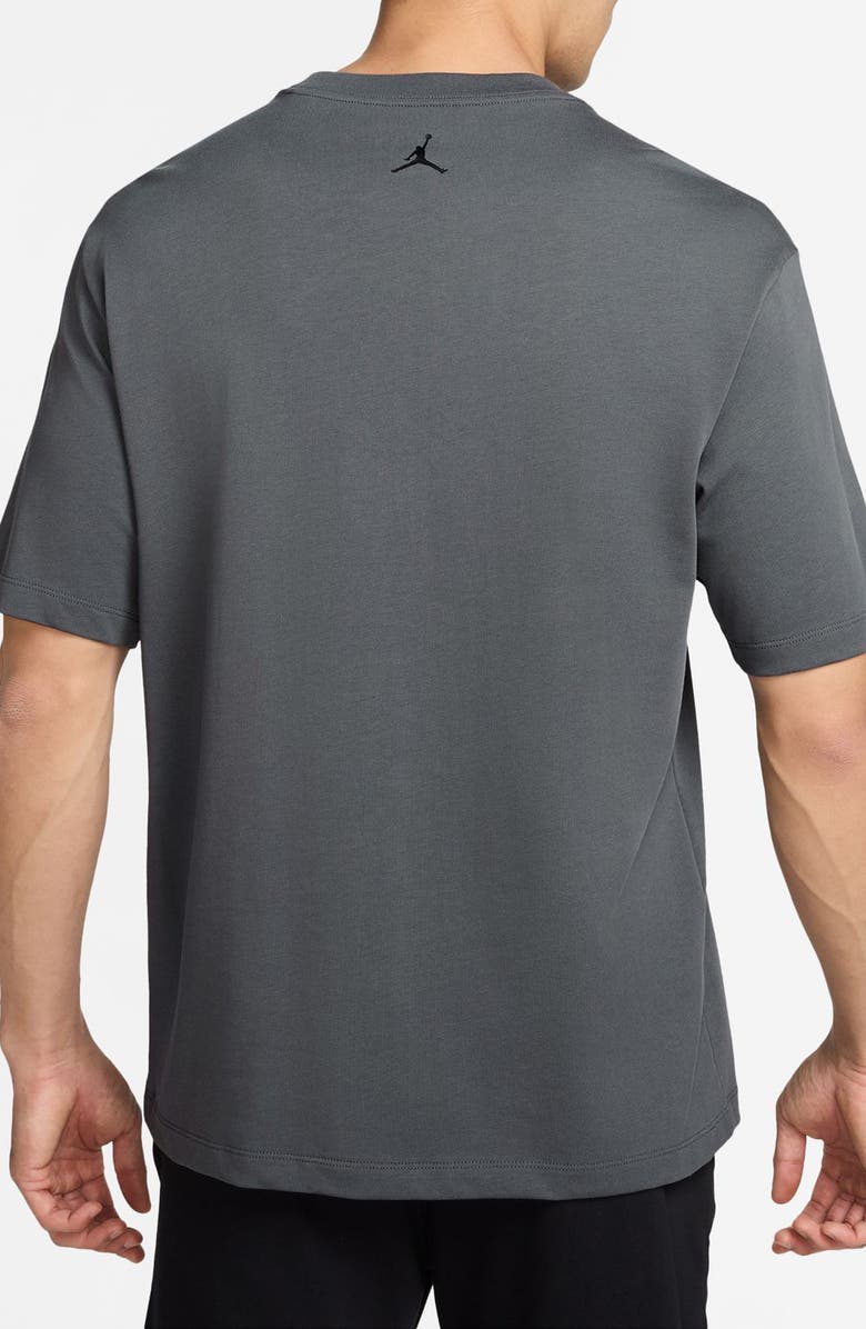 Nike Sneaker Patch Oversize T-Shirt, Alternate, color, 068 Iron Grey/Black