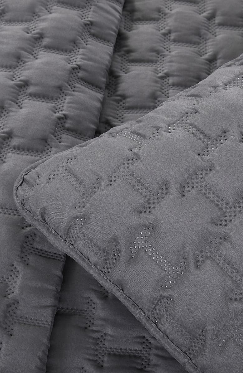 VCNY HOME Staton Geometric 3-Piece Quilt Set, Alternate, color,