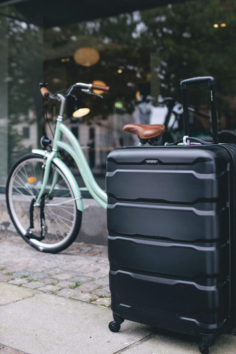 Omni PC Hardside Expandable 24" Medium Checked Spinner Luggage, Alternate, color, Black