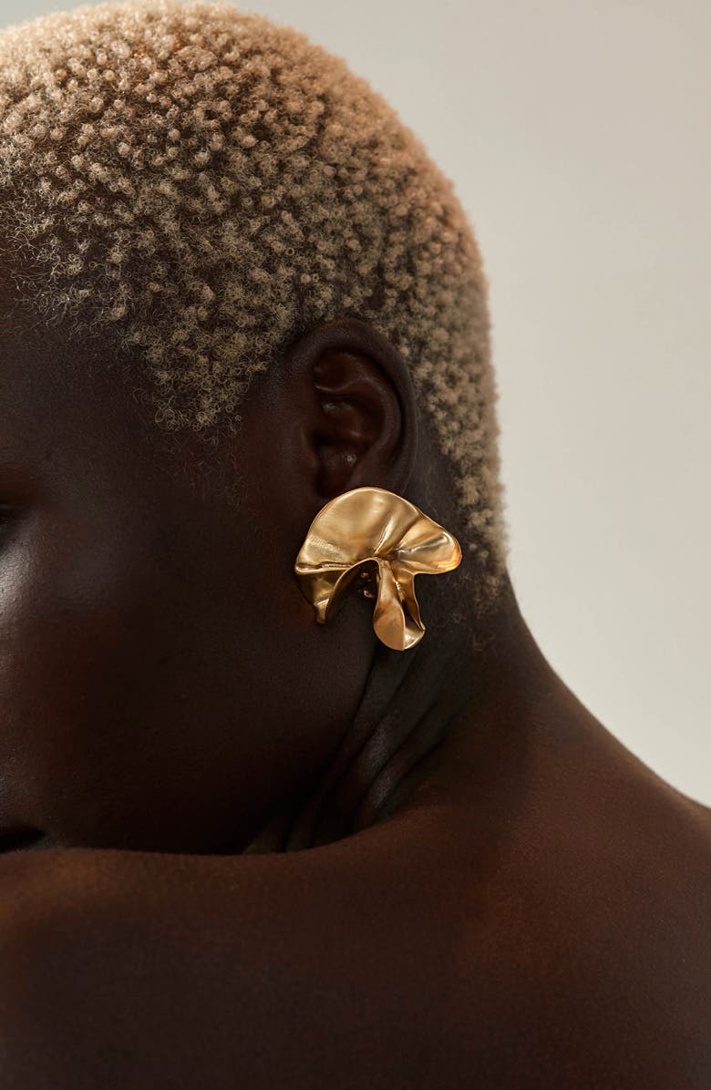 Sterling King Delphinium Stud Earrings, Alternate, color, Gold