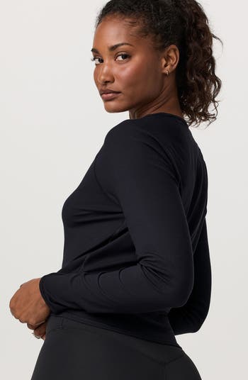 Pose Long Sleeve T-Shirt