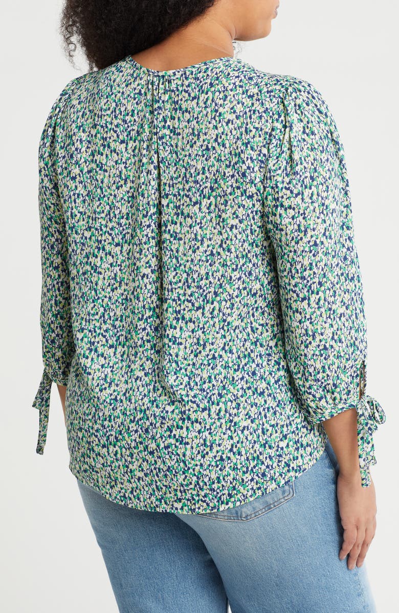 Renee C V-Neck Three-Quarter Sleeve Top, Alternate, color, Green