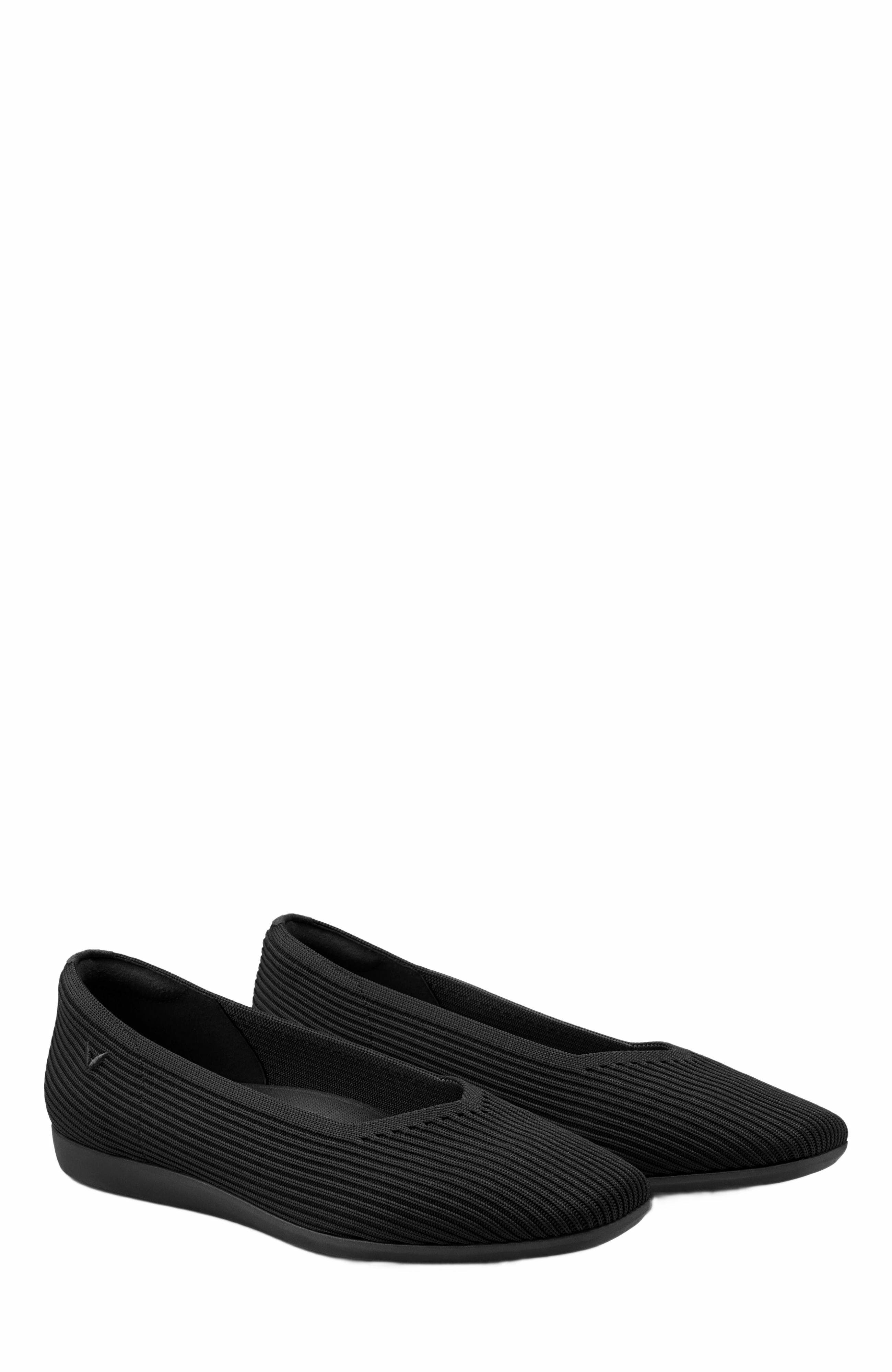 VIVAIA Lightweight Square-Toe V-Cut Flats, Alternate, color, Black