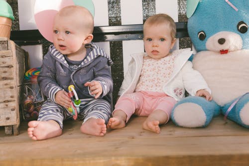 Deux Par Deux Baby Girl's Organic Cotton Pointelle Bodysuit Printed White And Pink Flowers In White With Pink Flowers