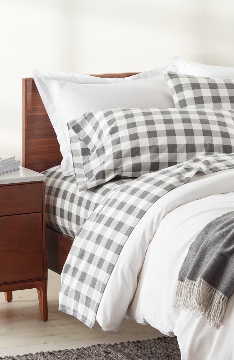Nordstrom Set of 2 Organic Cotton Flannel Pillowcases, Alternate, color, Grey Buffalo Plaid