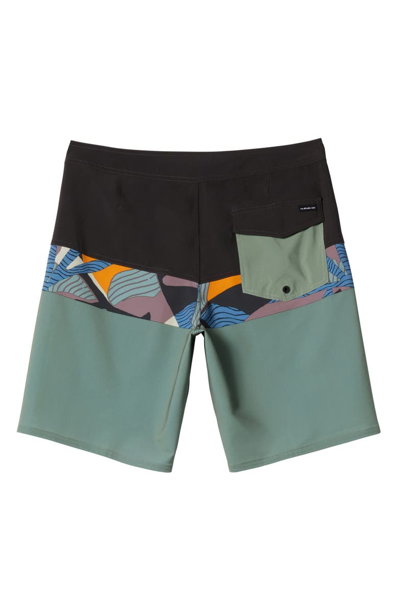 Quiksilver Surfsilk Panel 20 Board Shorts, Alternate, color, Seaspray Beach Club Casual