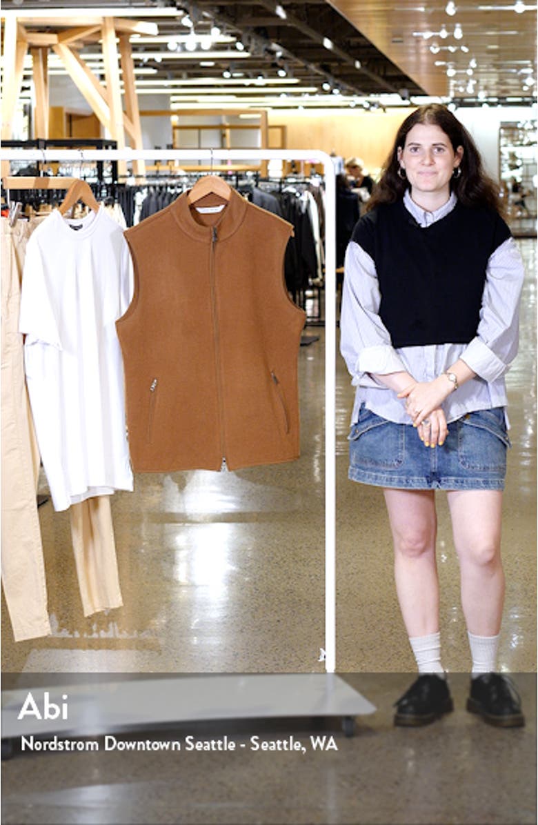 Crown Flex Fleece Wool Vest, sales video thumbnail