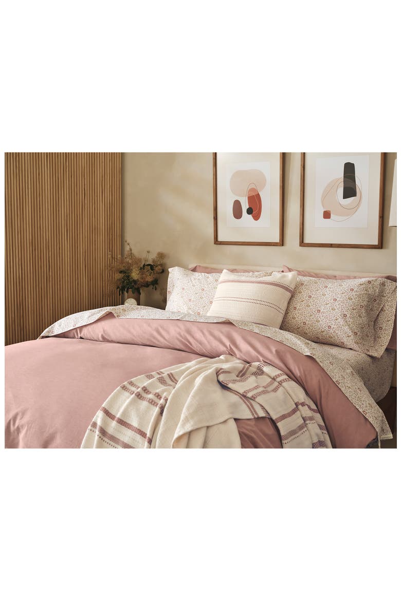 Crinkled Organic Cotton Percale Duvet Cover, Alternate, color, PRALINE CHAMBRAY