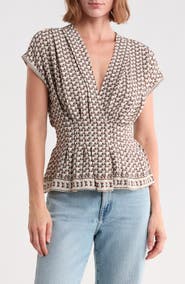 MAX STUDIO V-Neck Short Sleeve Pleated Top