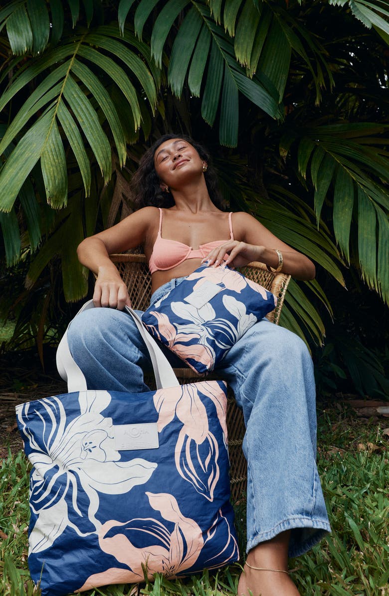 Aloha Collection Day Tripper Hoaloha Water Resistant Tyvek<sup>®</sup> Tote, Alternate, color, Navy