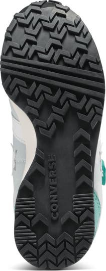 Kids' Omega Trainer Easy-On Sneaker