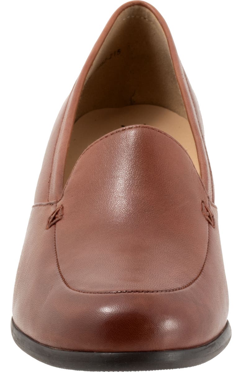 Trotters Cassidy Loafer Pump, Alternate, color,