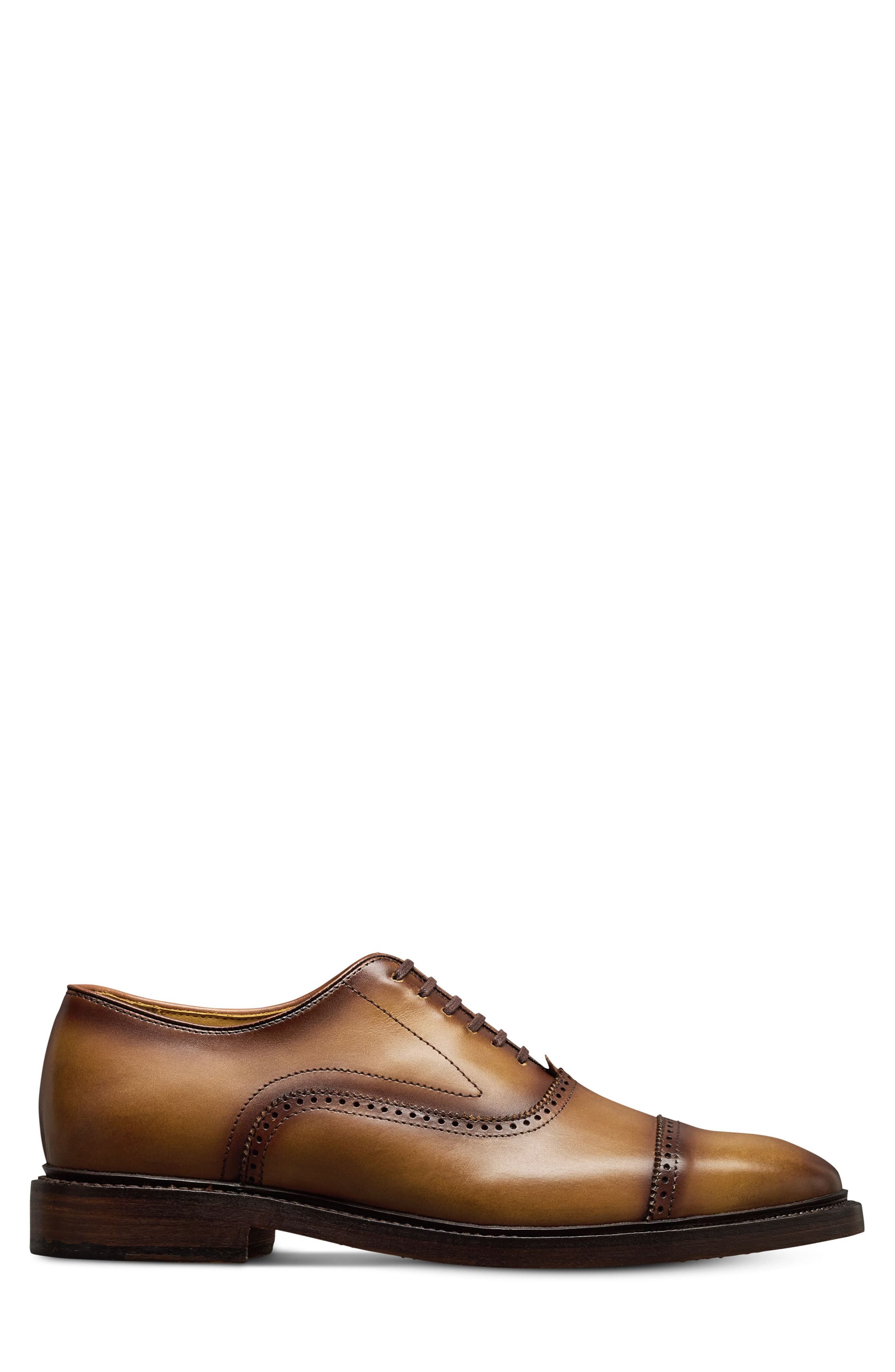 Allen Edmonds Murray Reserve Cap Toe Oxford Dress Shoe, Alternate, color, Walnut
