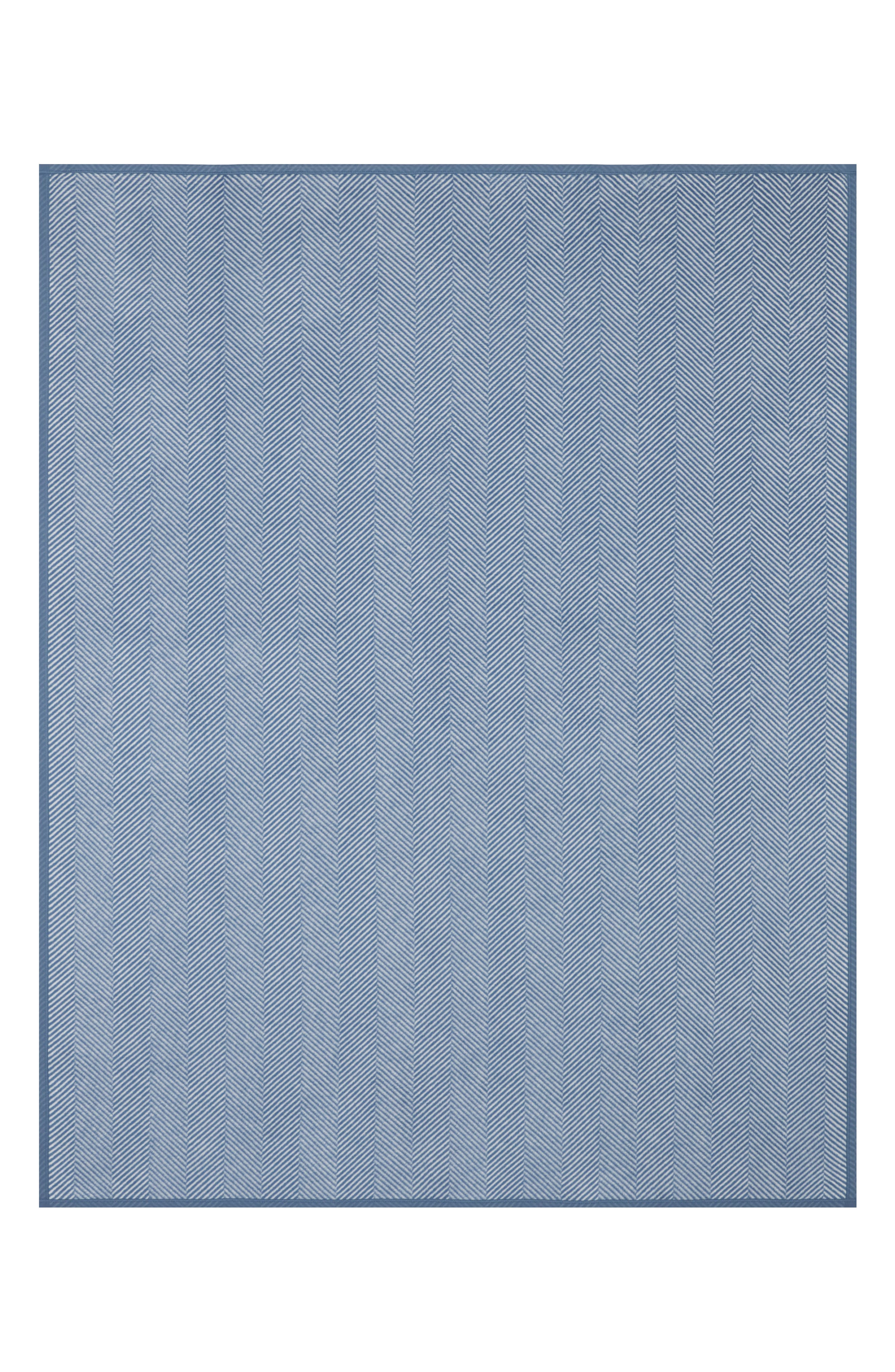 ChappyWrap Harborview Throw Blanket - Thumbnail 3