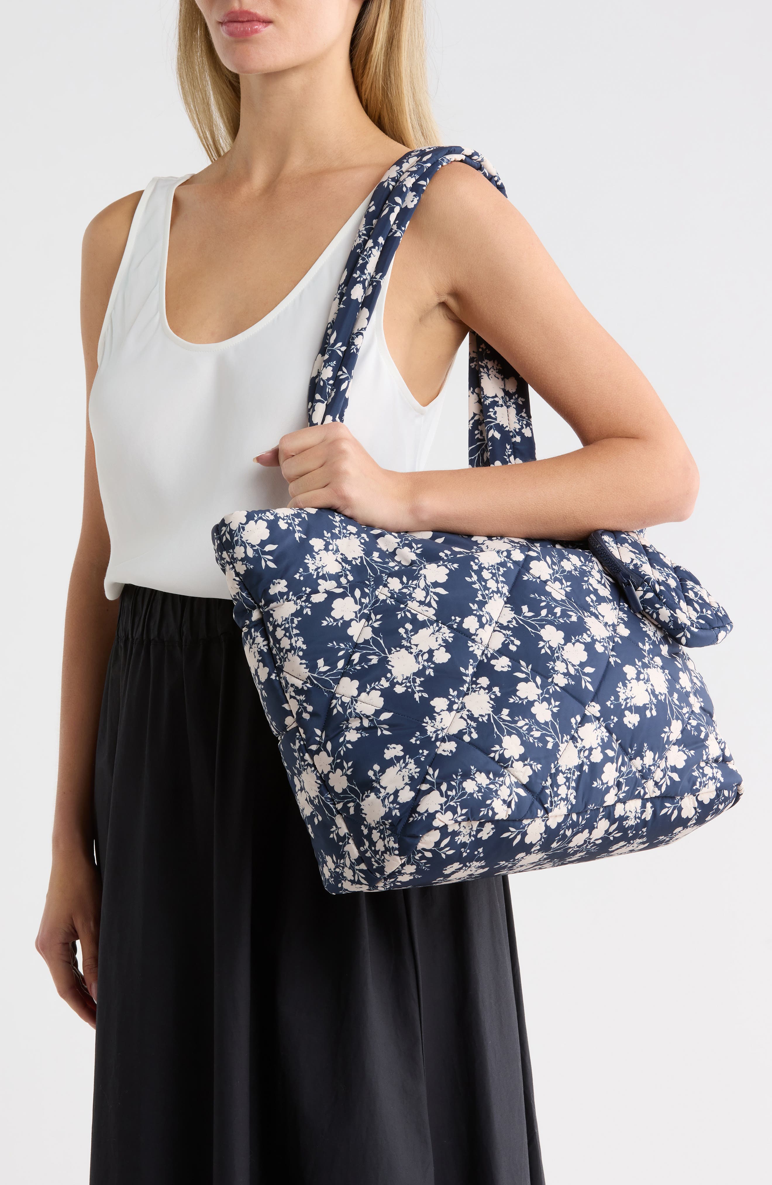 Bloom Tote Bag, Alternate, color, NAVY