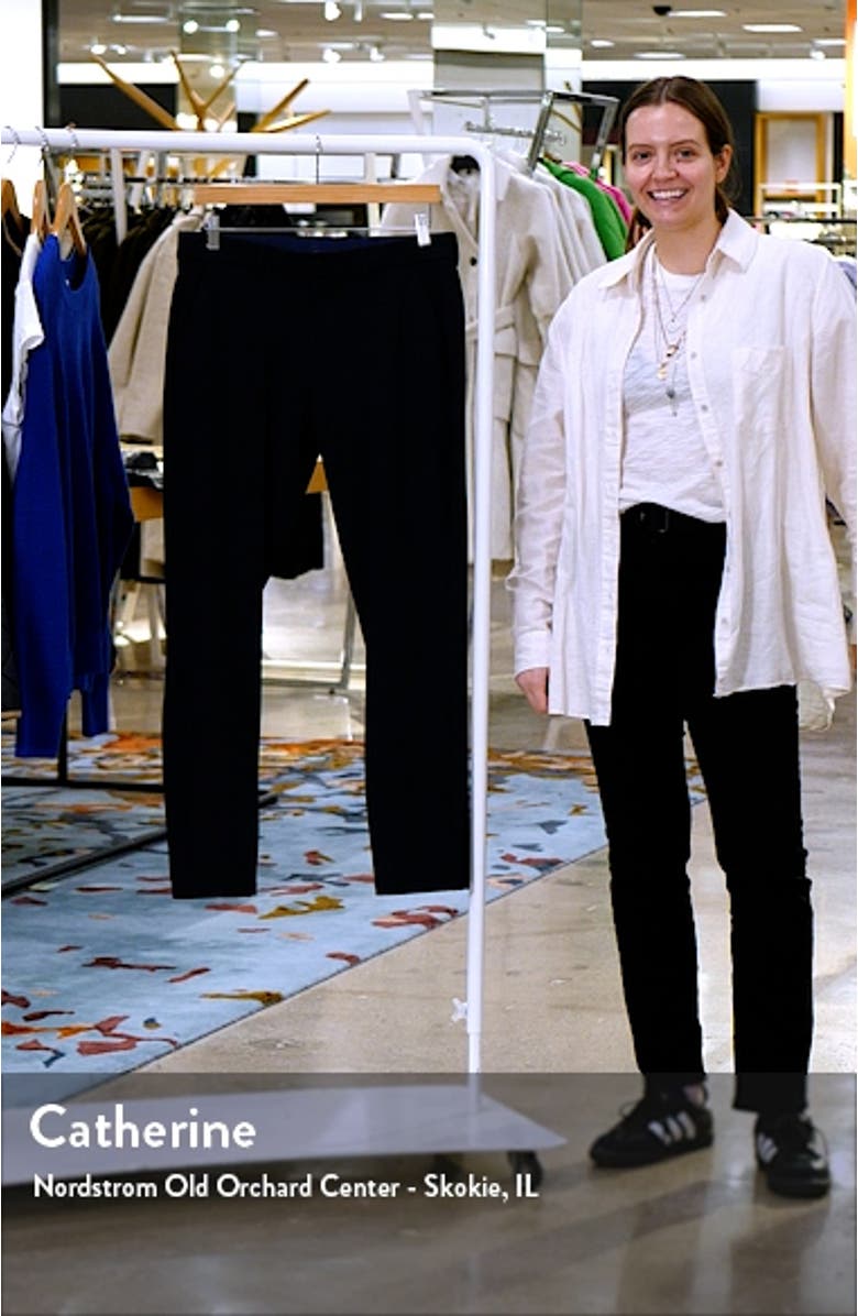 Helmsman Slim Fit Flat Front Golf Pants, sales video thumbnail