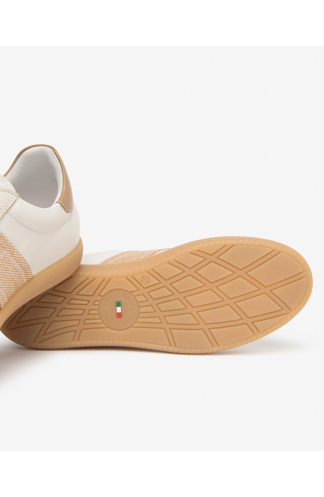 NeroGiardini Low Top Sneaker, Alternate, color, White/ Beige