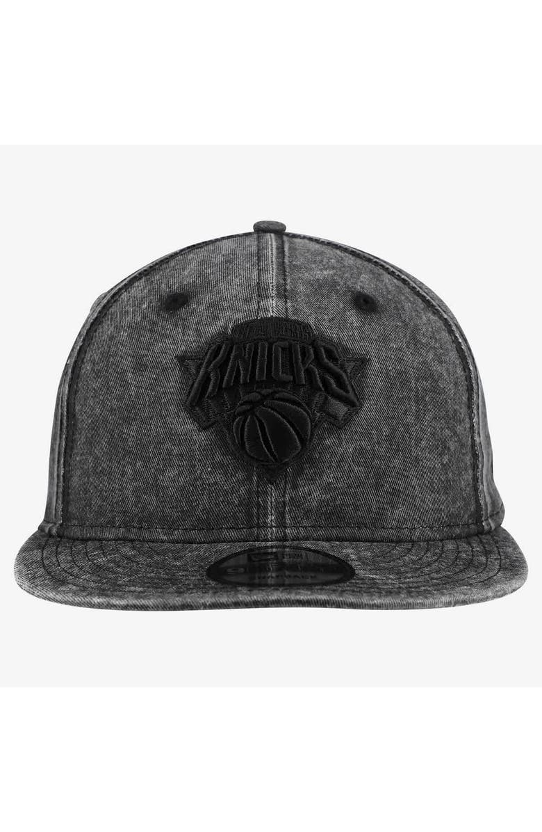 New Era Men's New Era Black New York Knicks Washed Tonal 9FIFTY Snapback Hat, Alternate, color, Black