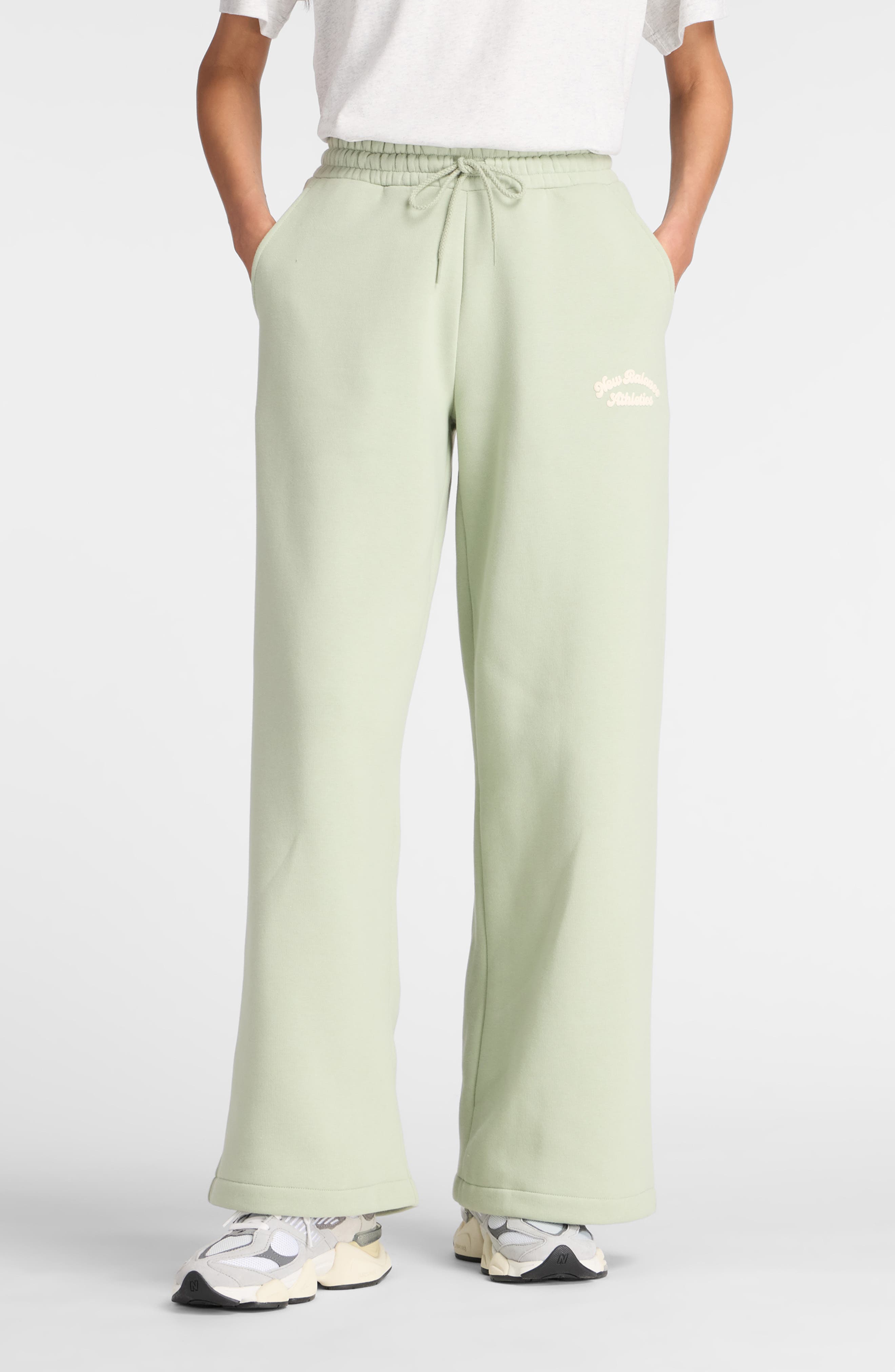 New Balance Linear Heritage Wide Leg Fleece Pants