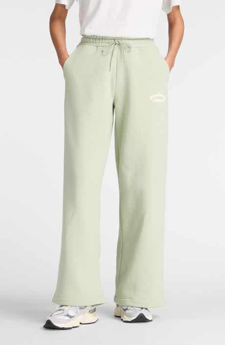 New Balance Linear Heritage Wide Leg Fleece Pants