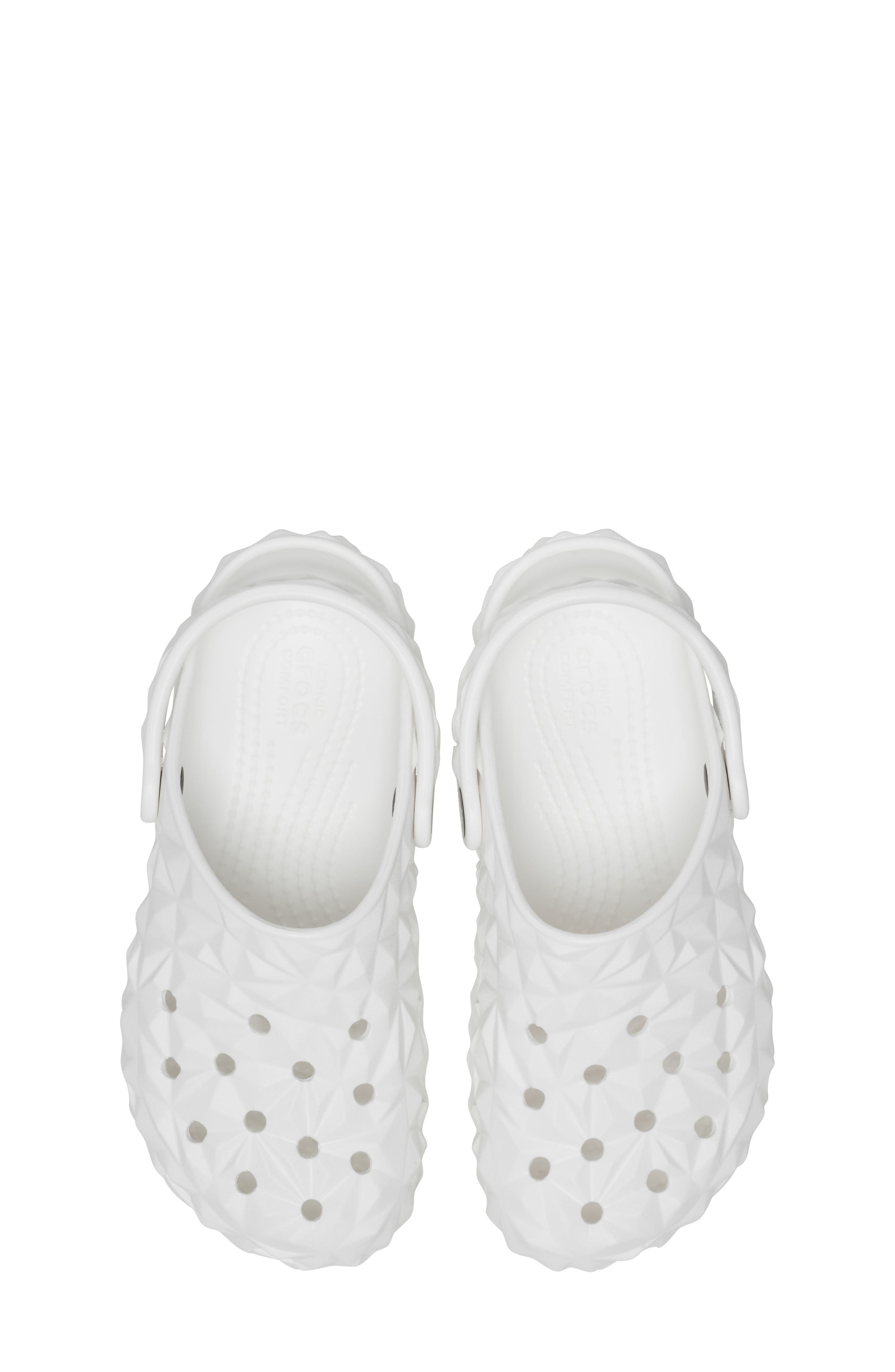 CROCS Kids' Classic Geometric Clog, Alternate, color, 