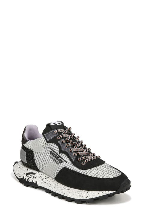 Devyn Sneaker (Women)