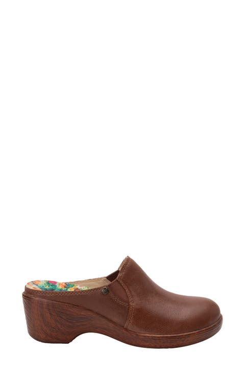 Serenti Platform Clog (Women)