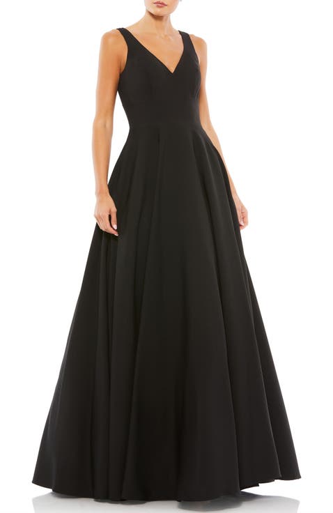 Classic Sleeveless A-Line Gown with Pockets
