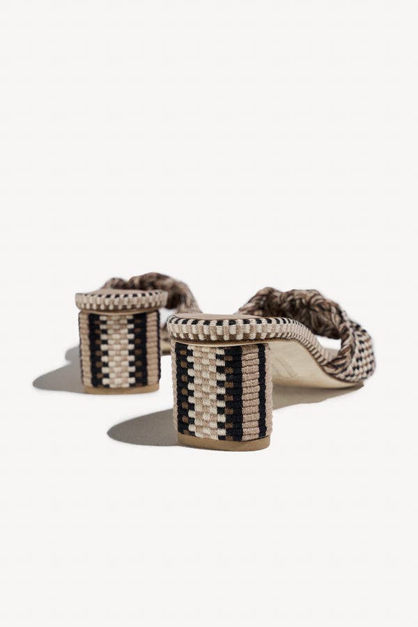 Amambaih Jimena Heel Mules, Alternate, color, Sand