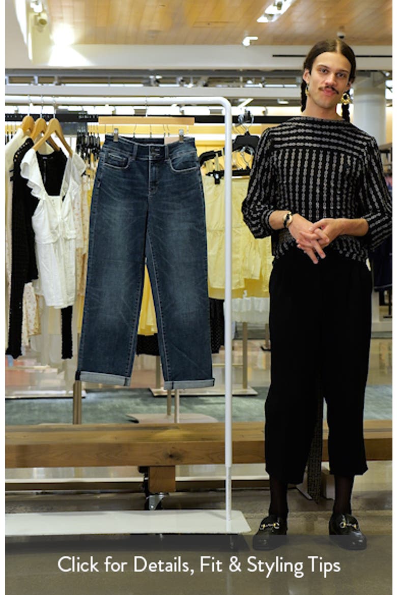Bailey Relaxed Crop Straight Leg Jeans video